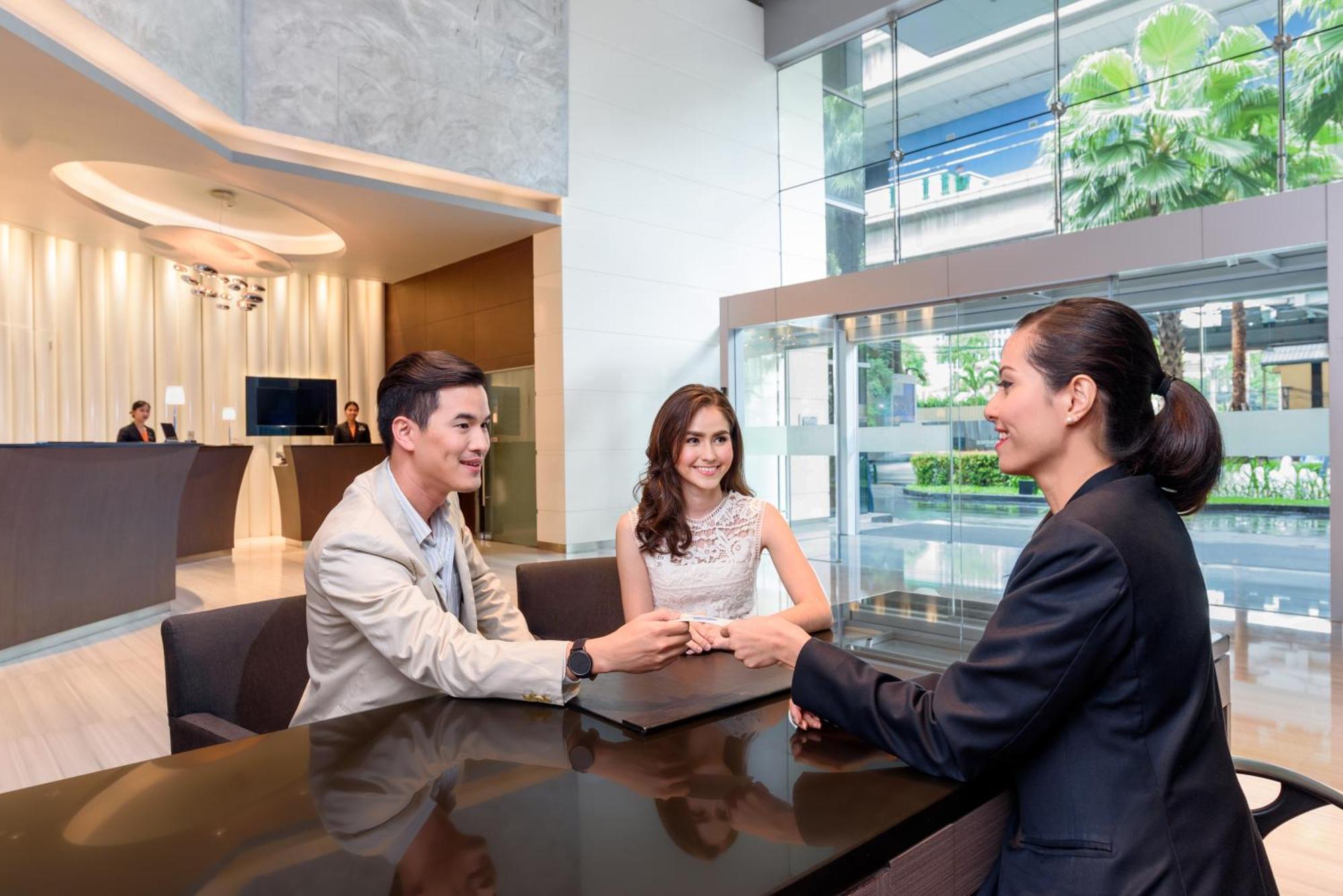 Four Points By Sheraton Bangkok Ploenchit - Formerly Novotel Bangkok Ploenchit Exterior photo