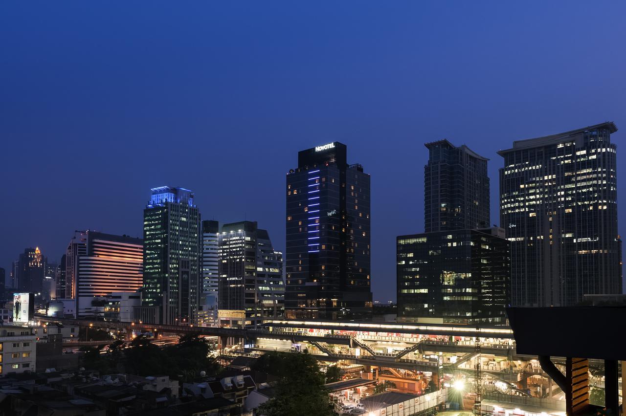 Novotel Bangkok Ploenchit Sukhumvit Exterior photo